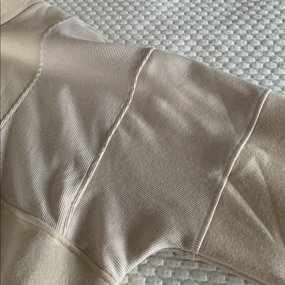 Amazon Essentials Half Zip Pullover Sweatshirt. Size: Med. NWOT - Picture 14 of 17